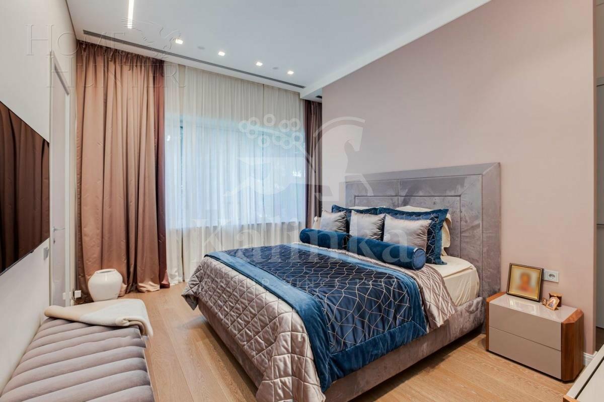 2-этажный коттедж 935 м² с отделкой