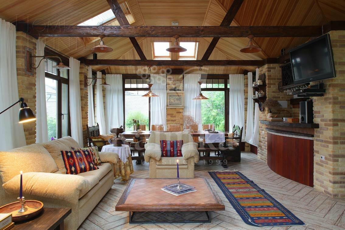 2-этажный коттедж 1 000 м² с отделкой