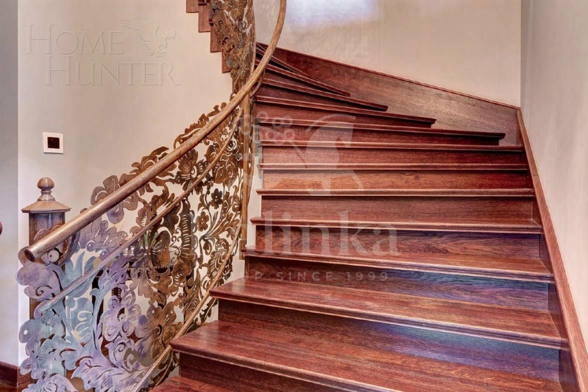 3-этажный коттедж 1 000 м² с отделкой