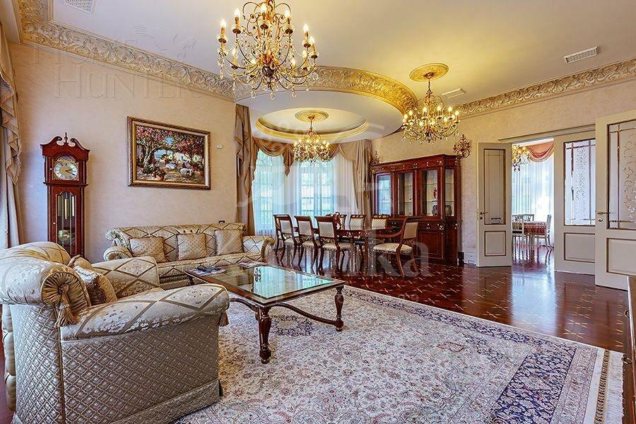2-этажный коттедж 1 500 м² с отделкой