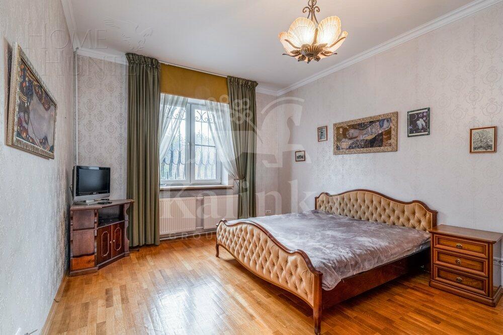 2-этажный коттедж 320 м² с отделкой