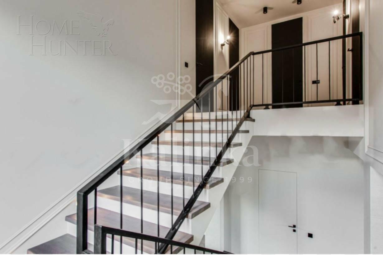 2-этажный коттедж 280 м² с отделкой