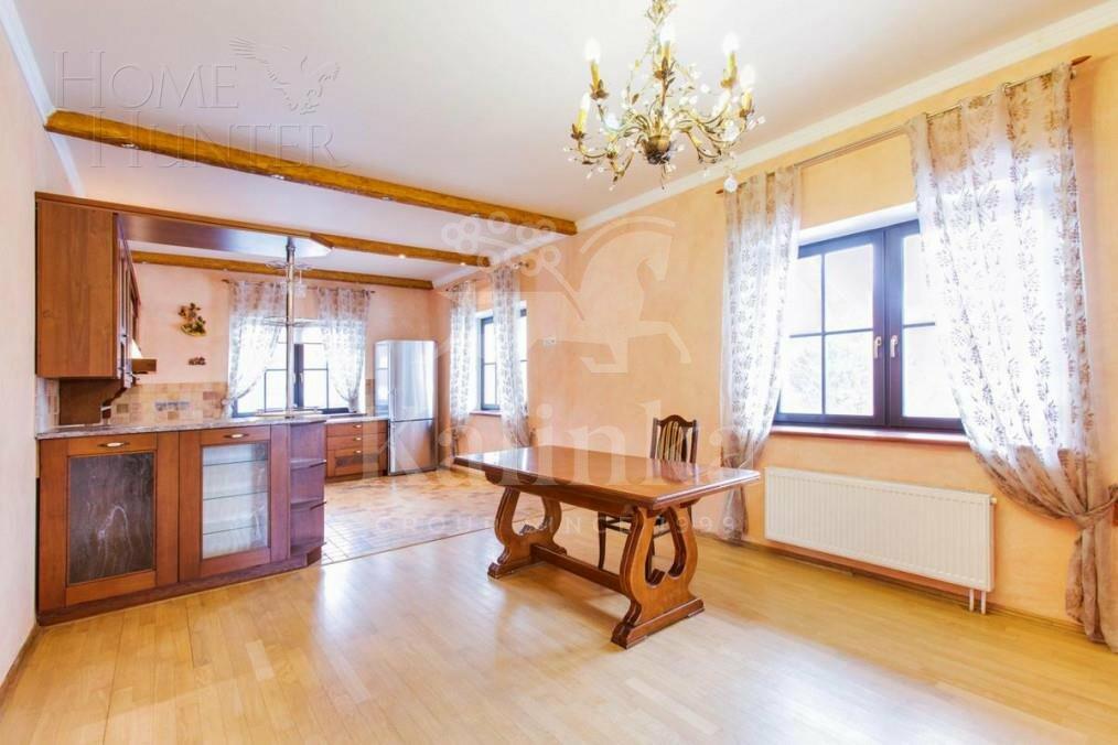 2-этажный коттедж 340 м² с отделкой