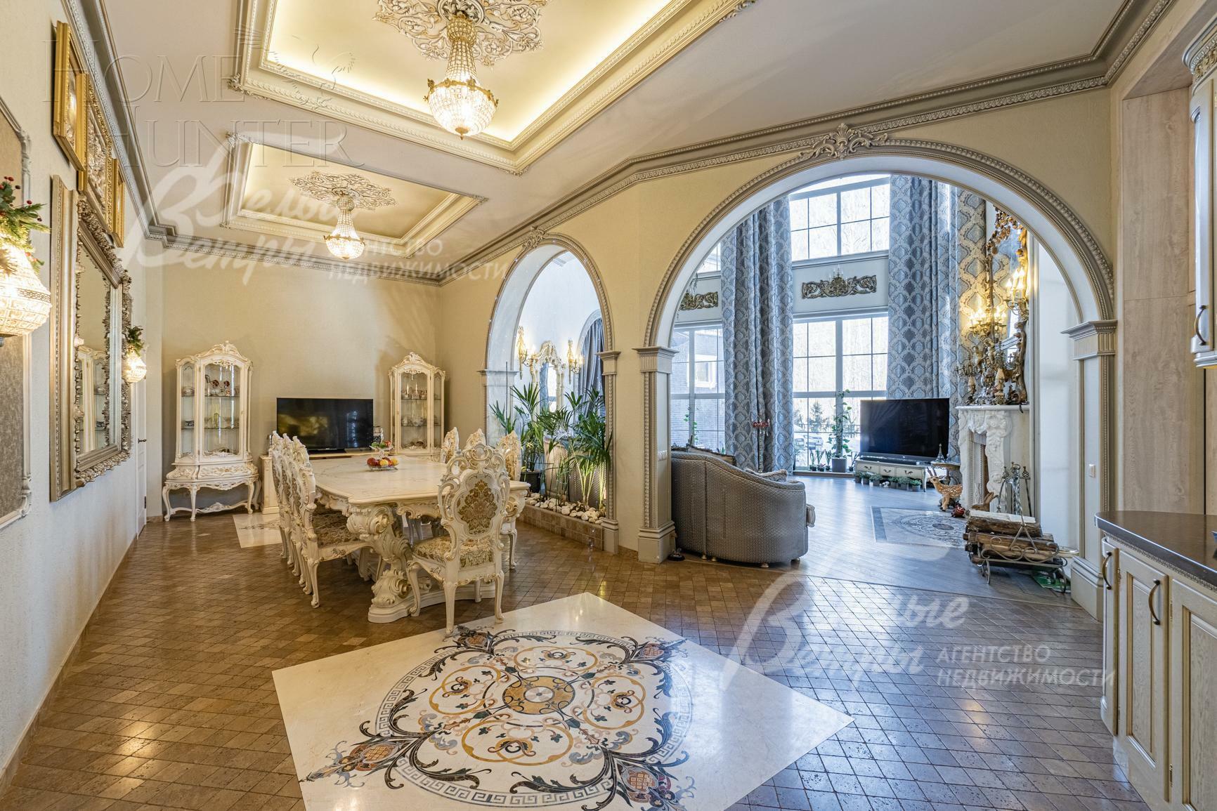 3-этажный коттедж 720 м² с отделкой