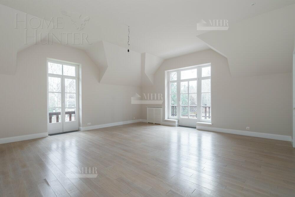 2-этажный коттедж 1 200 м² с отделкой