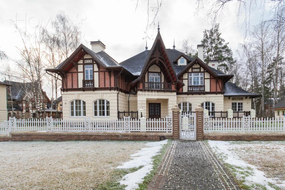 2-этажный коттедж 1 200 м² с отделкой