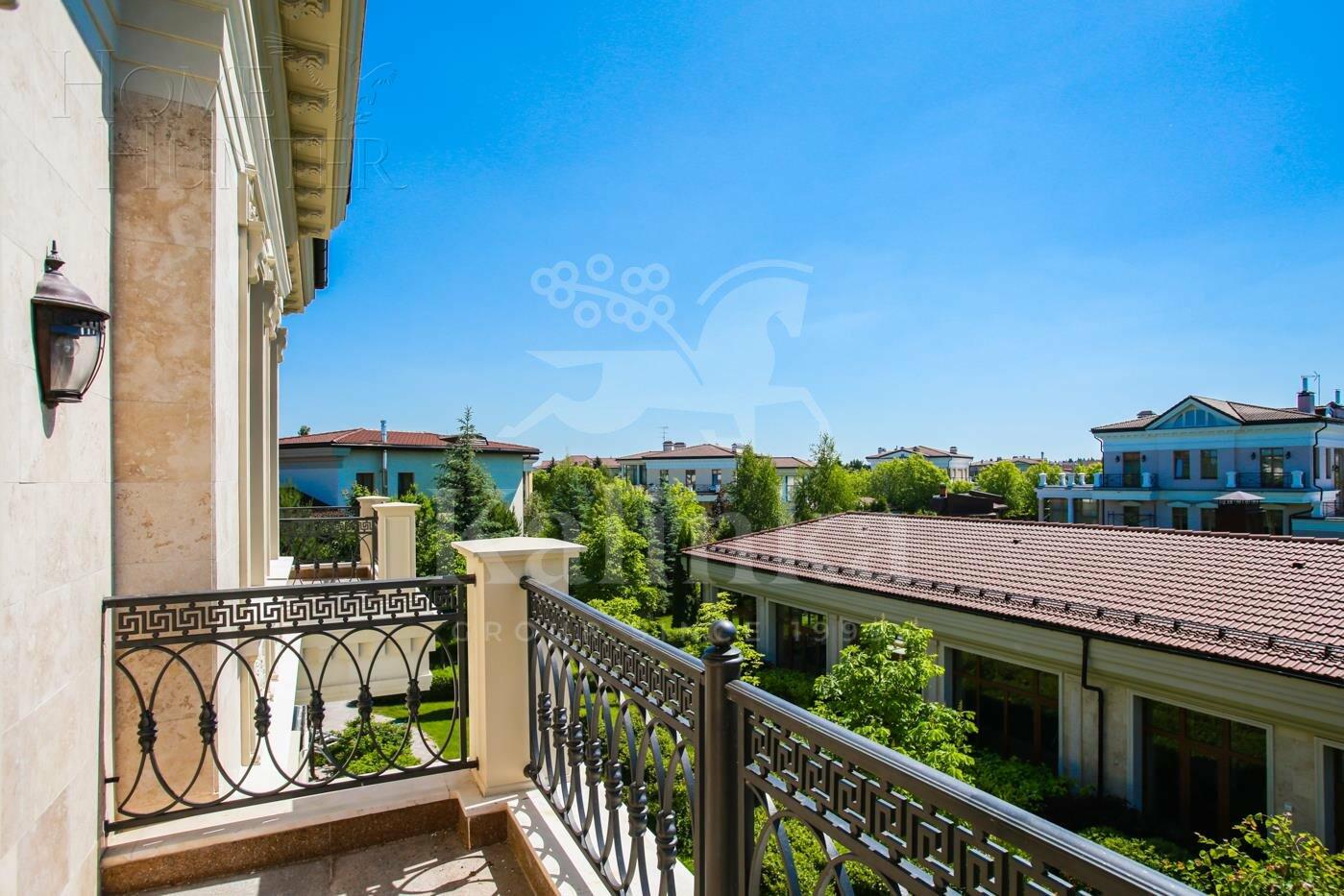 2-этажный коттедж 1 100 м² с отделкой