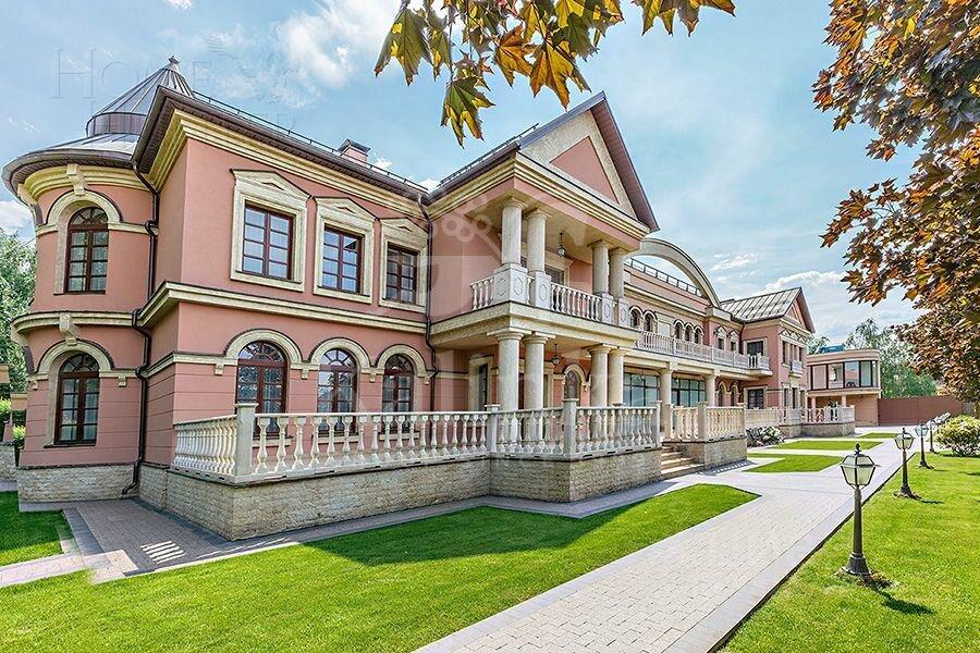 2-этажный коттедж 1 500 м² с отделкой