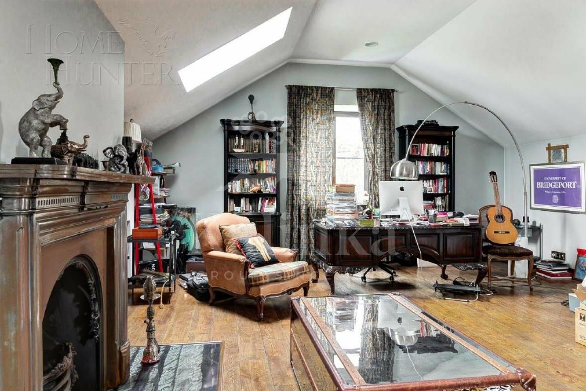 3-этажный коттедж 1 000 м² с отделкой