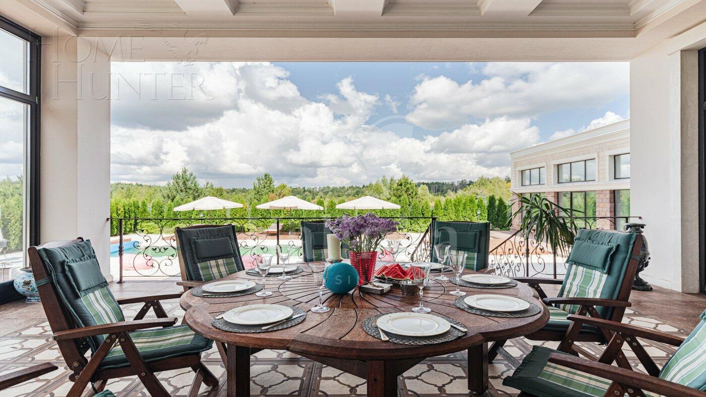 2-этажный коттедж 1 667 м² с отделкой