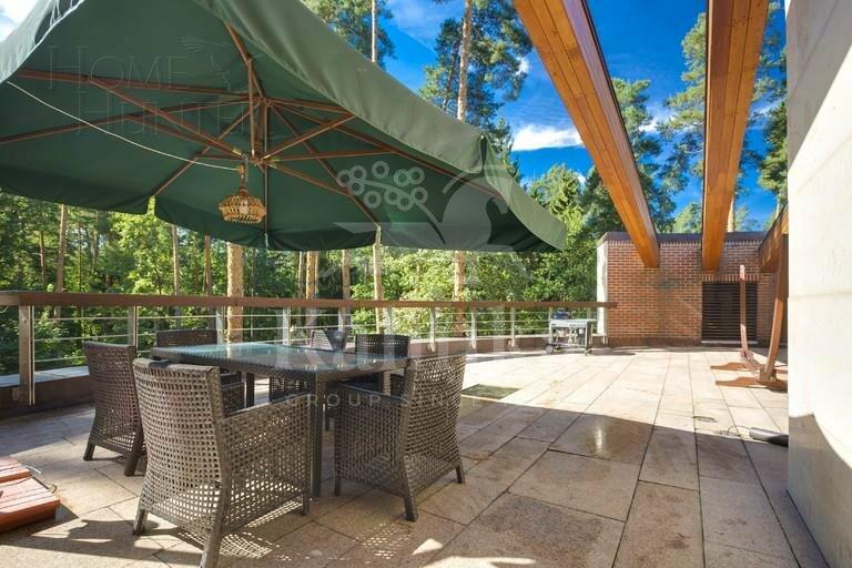 2-этажный коттедж 1 500 м² с отделкой