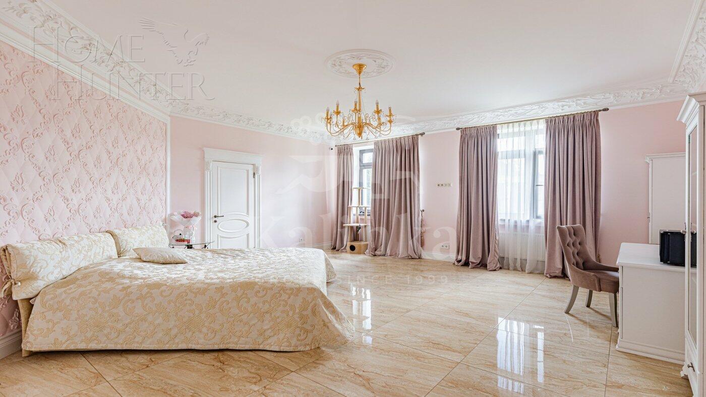 2-этажный коттедж 1 667 м² с отделкой