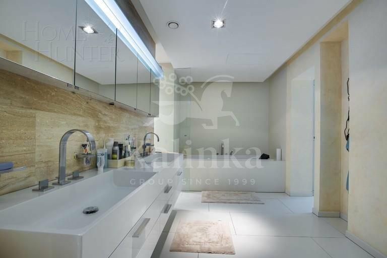 2-этажный коттедж 1 500 м² с отделкой