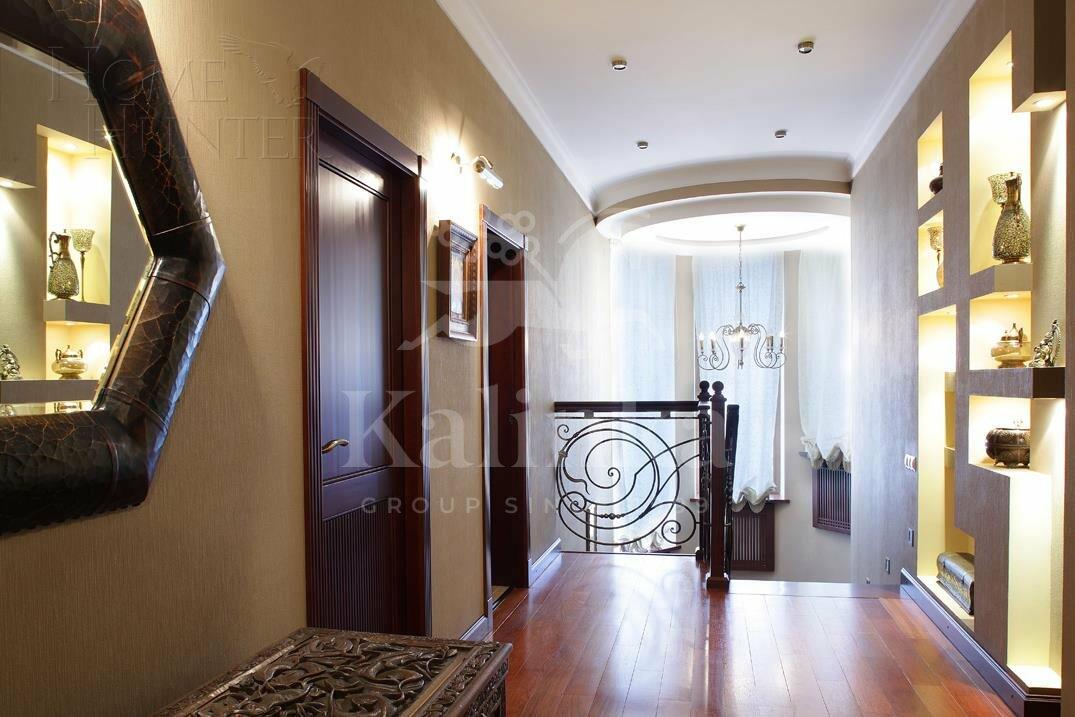 2-этажный коттедж 1 000 м² с отделкой