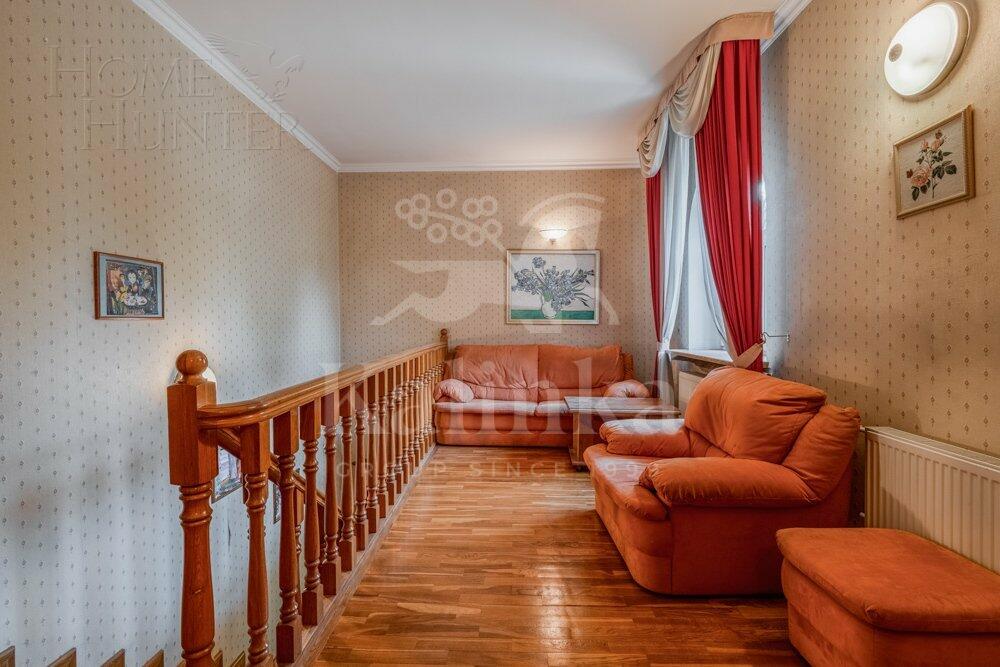 2-этажный коттедж 320 м² с отделкой