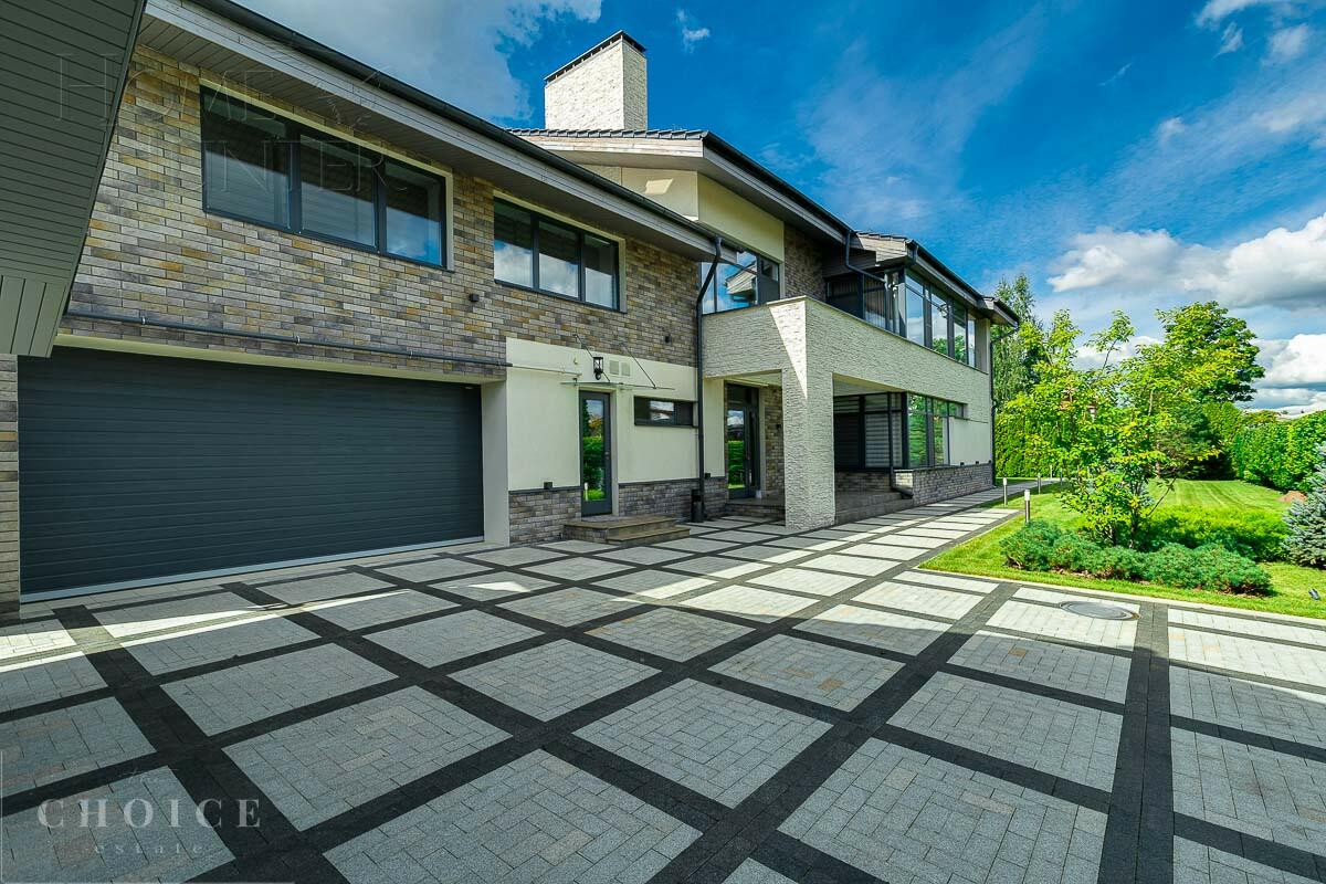 2-этажный коттедж 1 127.4 м² с отделкой