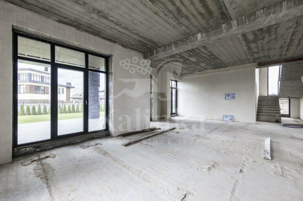 2-этажный коттедж 460 м² без отделки
