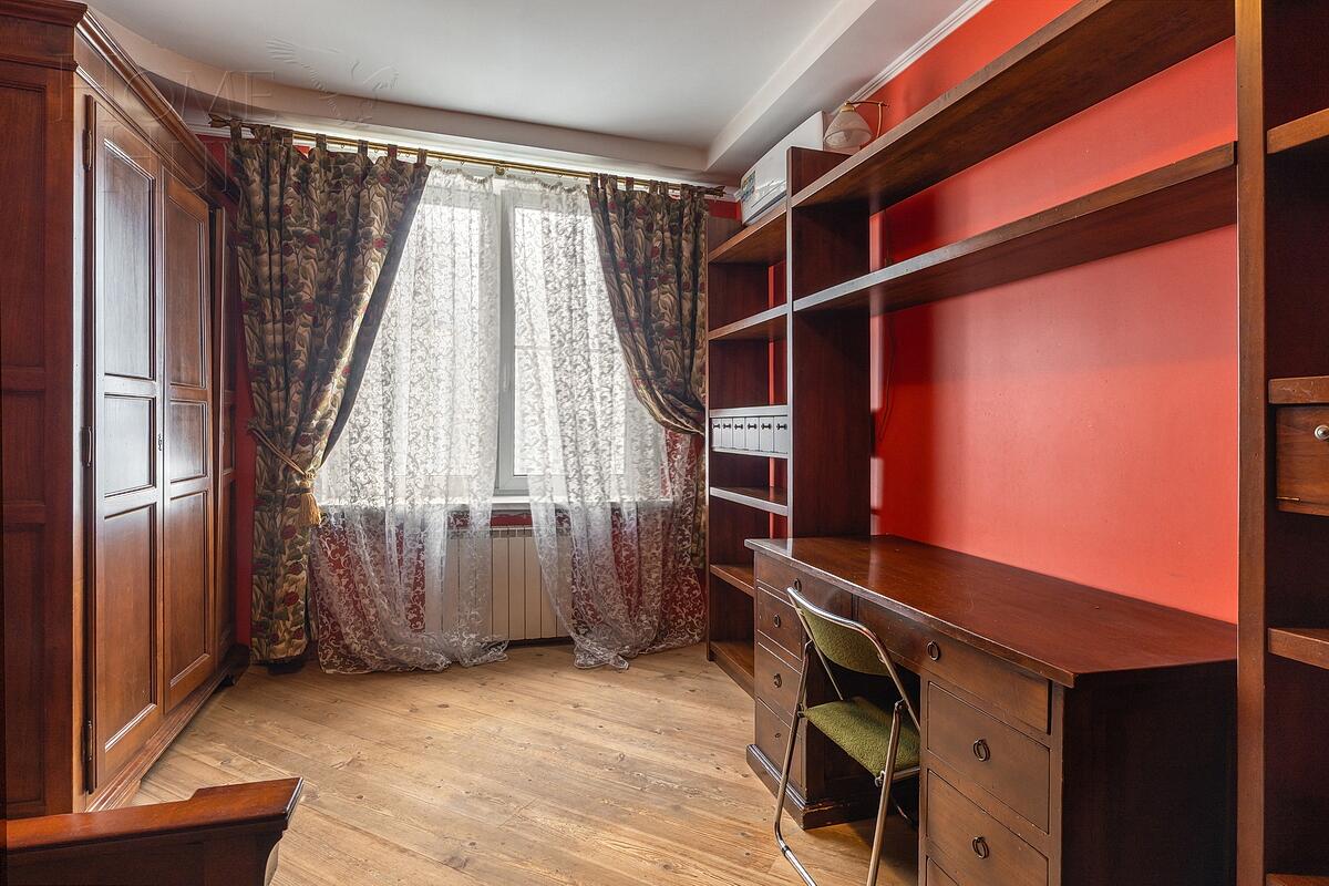 5-КОМН. КВАРТИРА С ОТДЕЛКОЙ 220 М² НА 13 ЭТАЖЕ