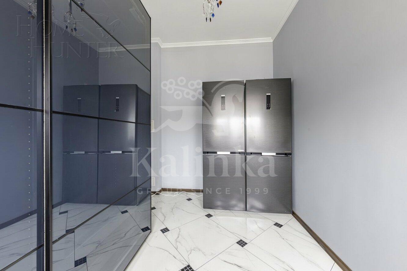 2-этажный коттедж 350 м² с отделкой