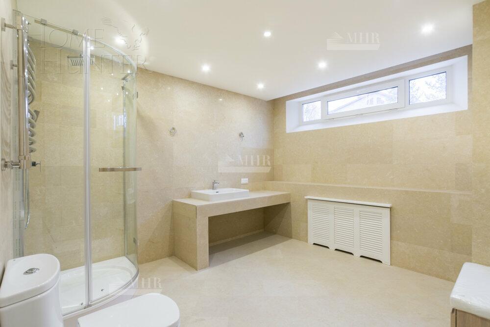 2-этажный коттедж 1 200 м² с отделкой