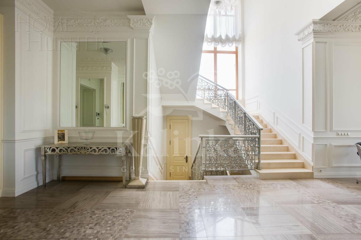 2-этажный коттедж 1 100 м² с отделкой