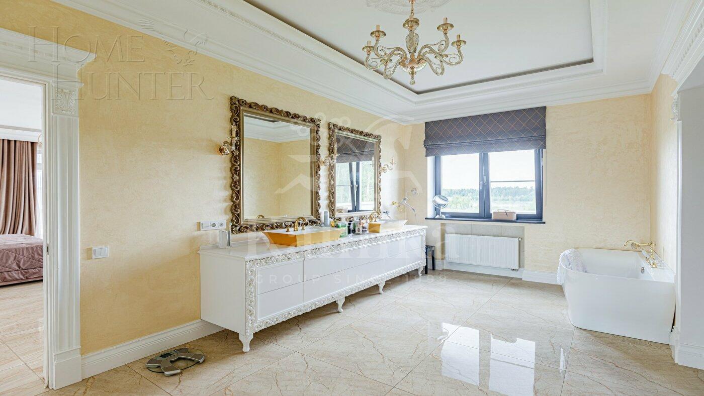 2-этажный коттедж 1 667 м² с отделкой