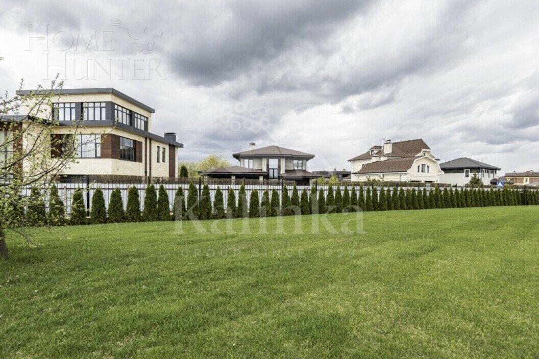 2-этажный коттедж 460 м² без отделки