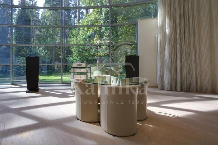 2-этажный коттедж 1 500 м² с отделкой