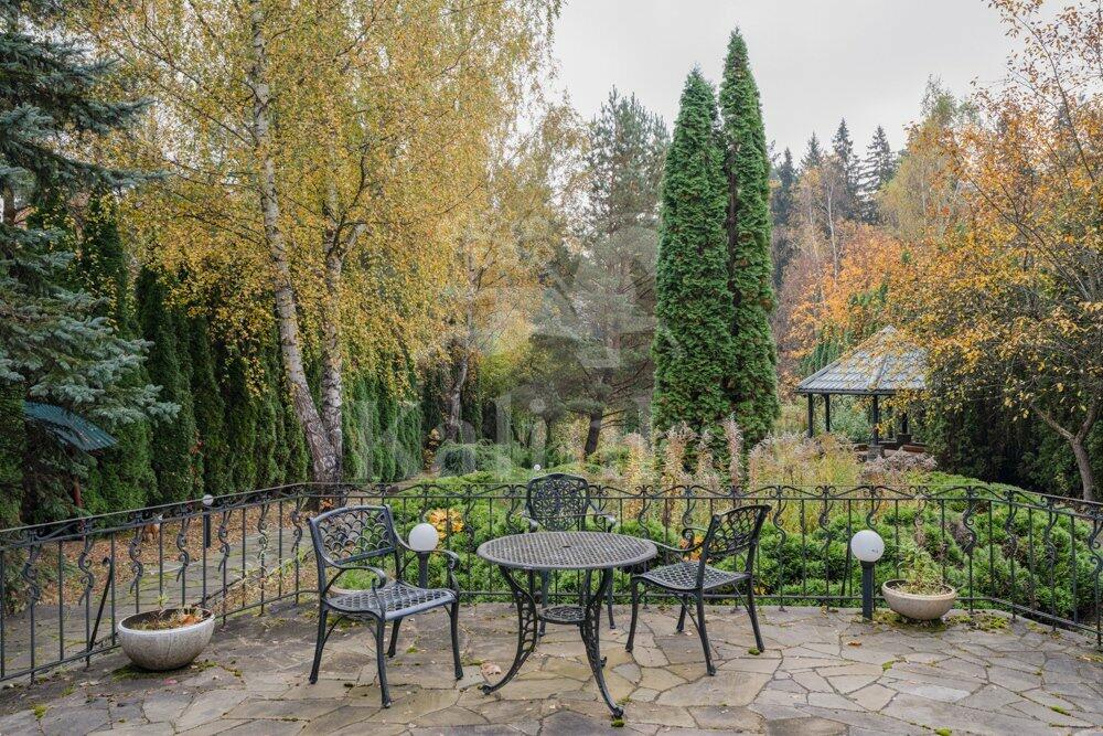 2-этажный коттедж 320 м² с отделкой