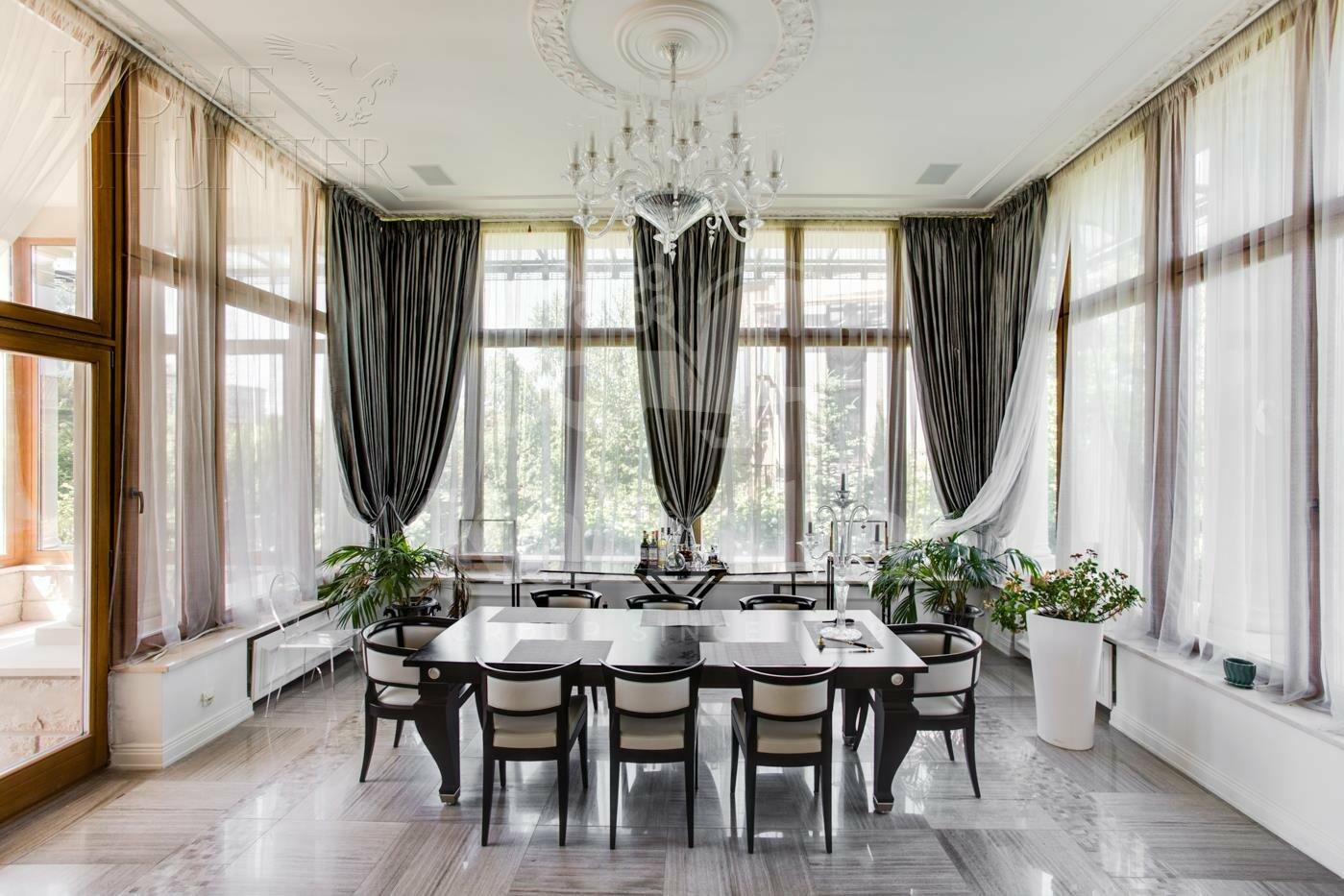 2-этажный коттедж 1 100 м² с отделкой