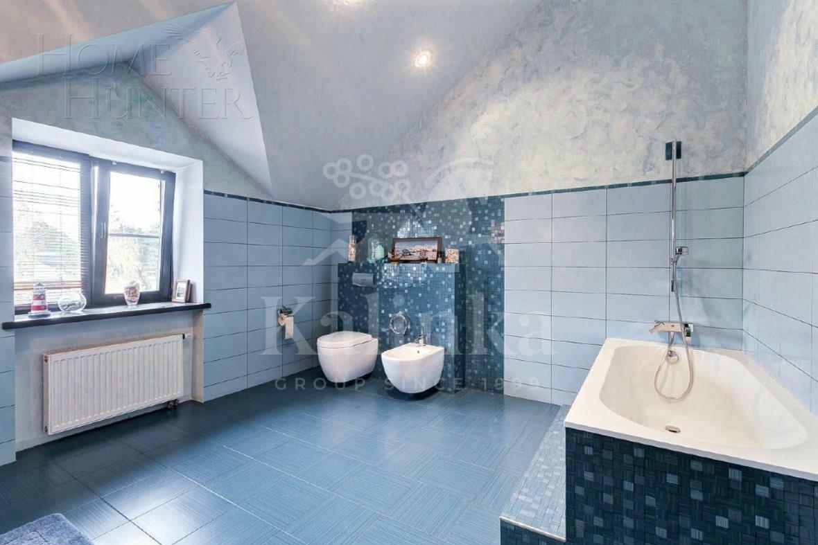 3-этажный коттедж 1 000 м² с отделкой