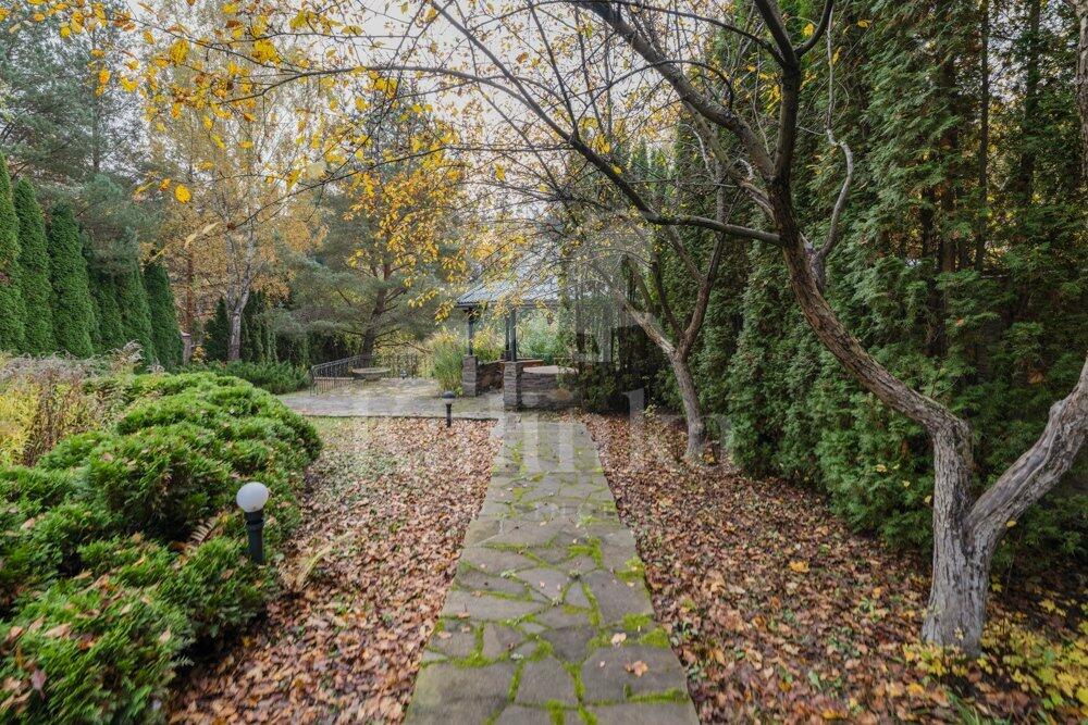 2-этажный коттедж 320 м² с отделкой