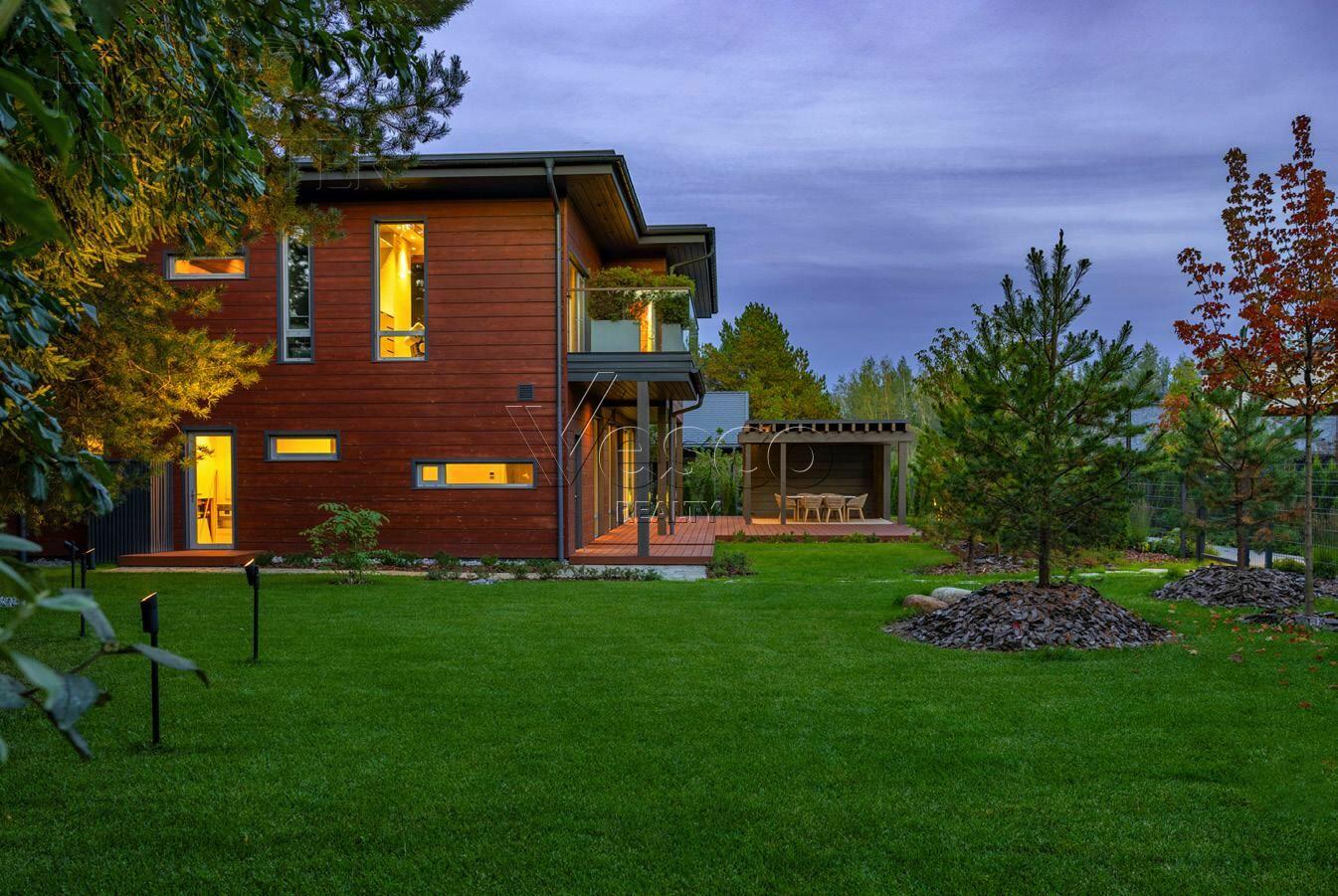 2-этажный коттедж 529 м² с отделкой