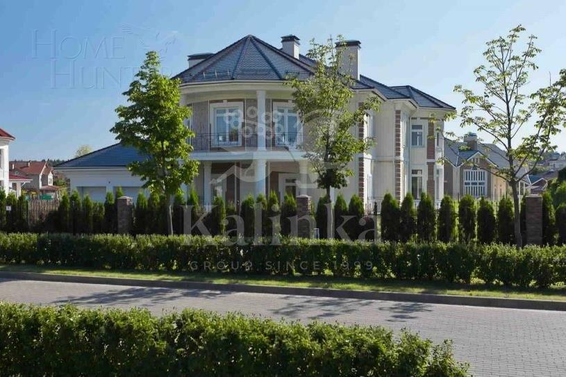 2-этажный коттедж 615 м² без отделки