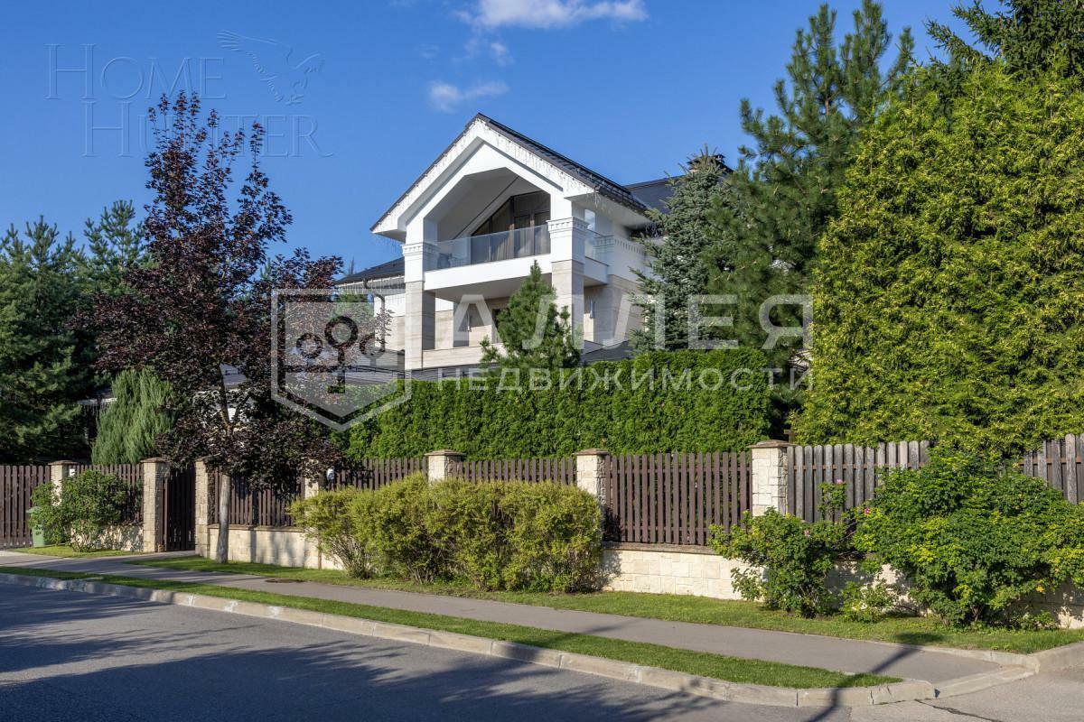 2-этажный коттедж 1 200 м² с отделкой