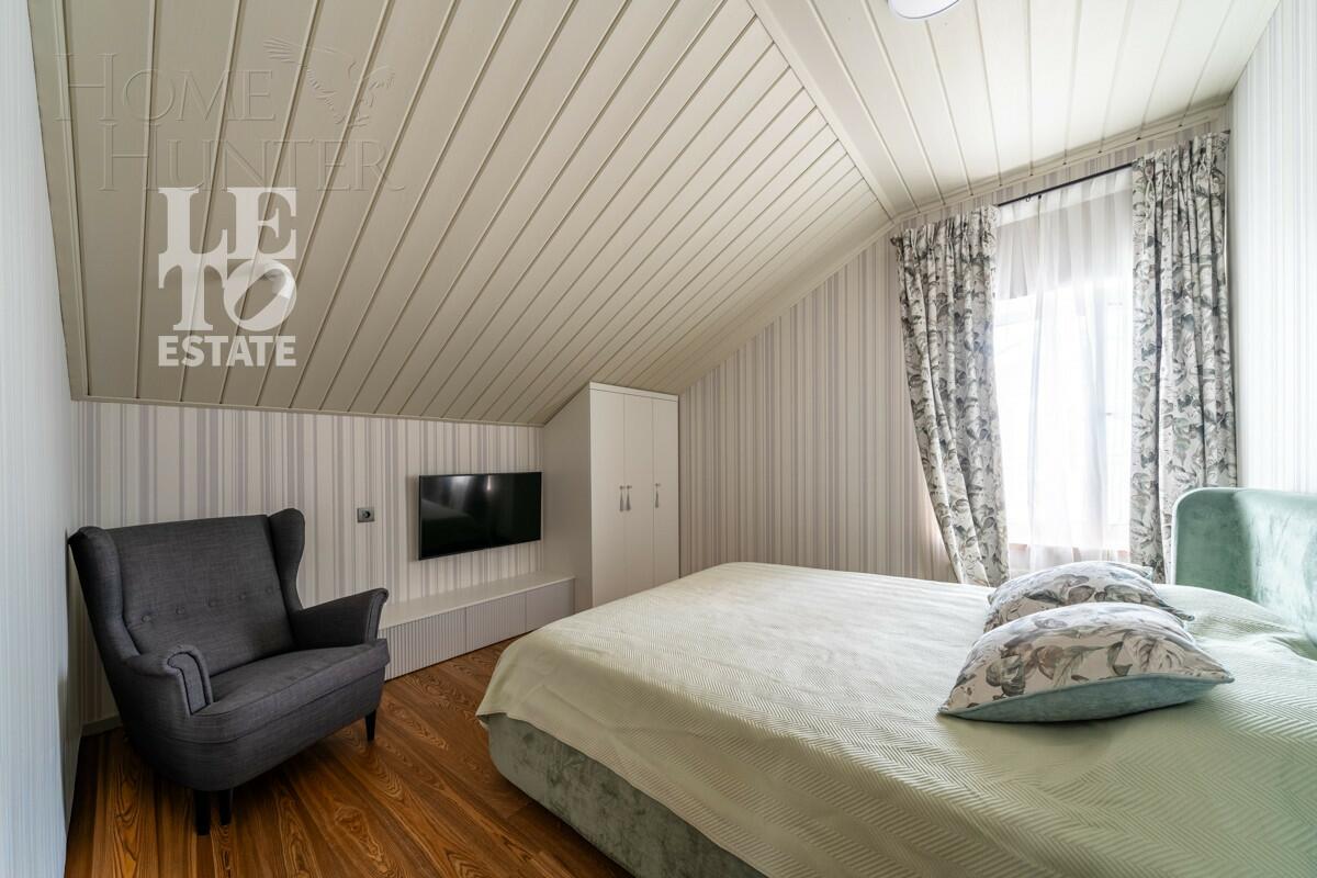 3-этажный коттедж 210 м² с отделкой