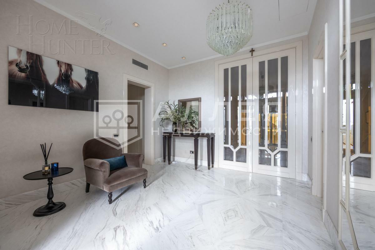 2-этажный коттедж 1 200 м² с отделкой