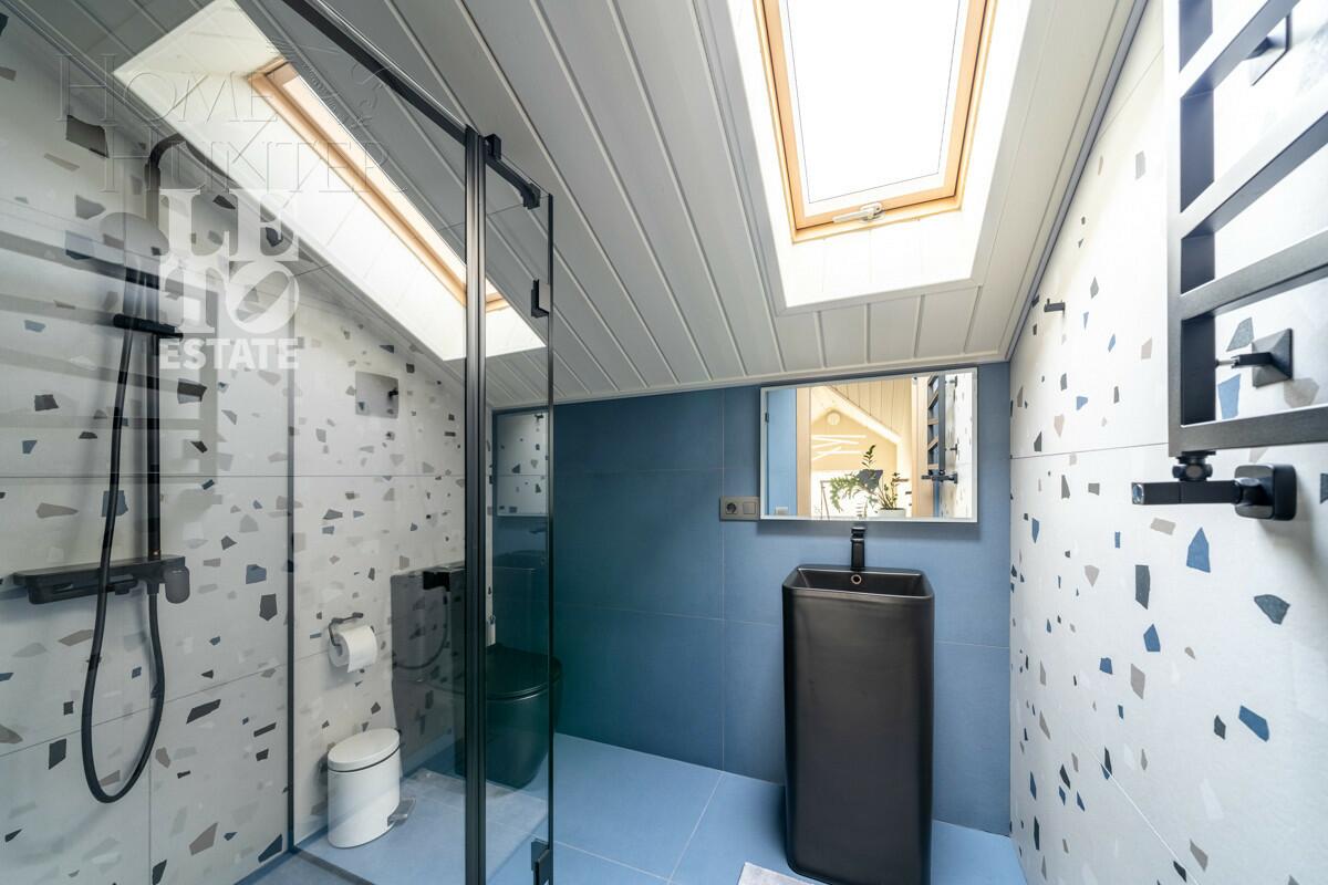 3-этажный коттедж 210 м² с отделкой