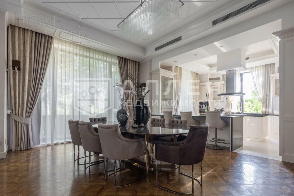 2-этажный коттедж 1 200 м² с отделкой