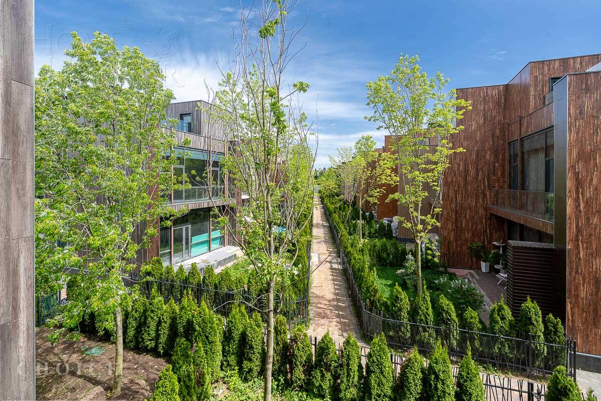 2-этажный таунхаус 170 м² с отделкой