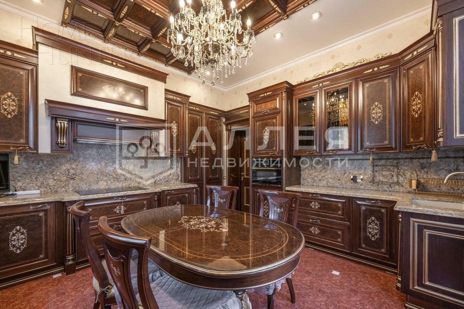 2-этажный коттедж 400 м² с отделкой