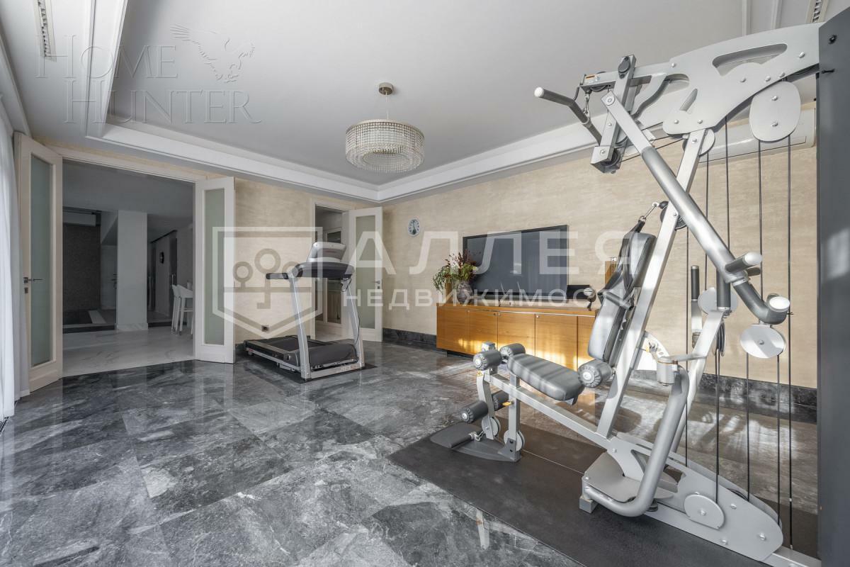 2-этажный коттедж 1 200 м² с отделкой