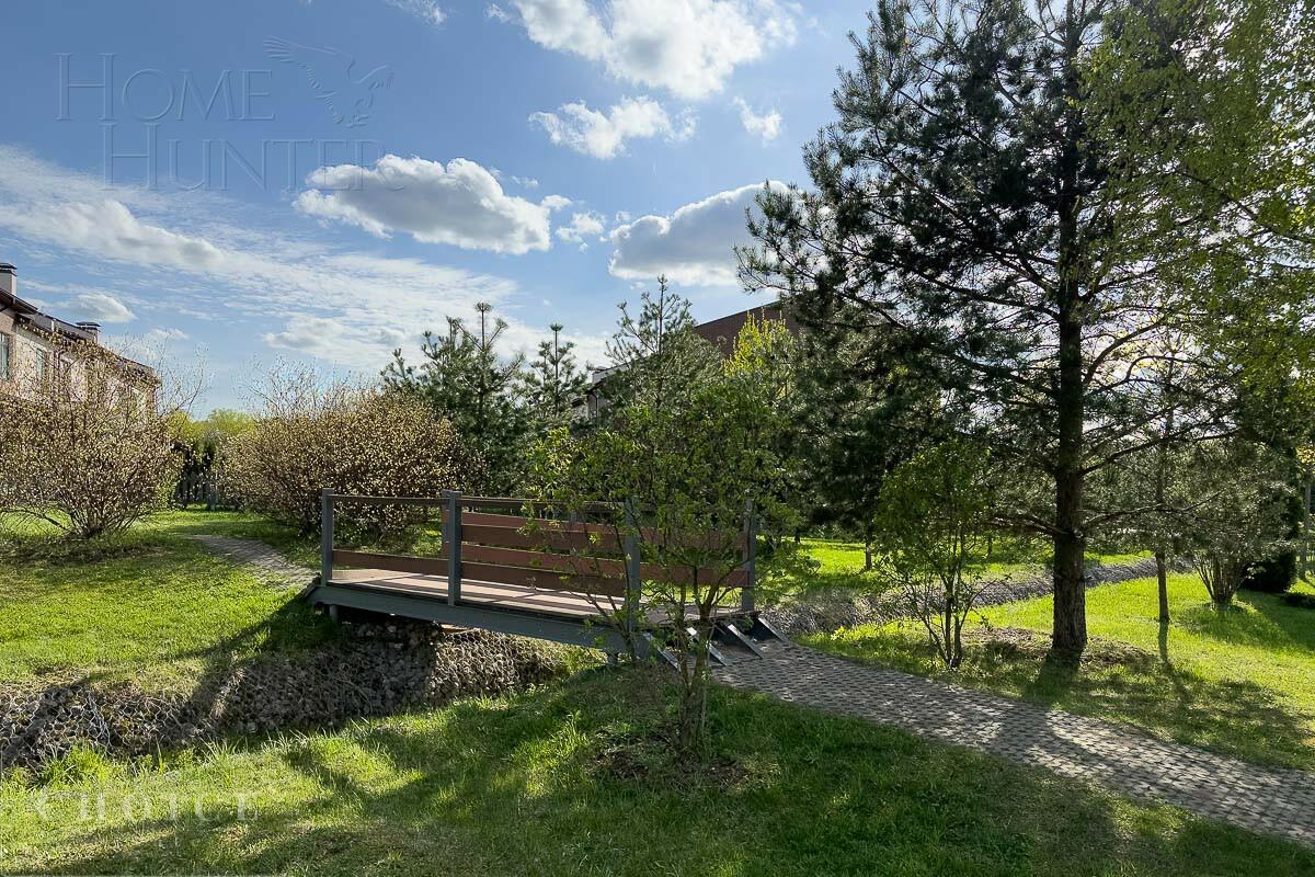 2-этажный коттедж 389 м² с отделкой