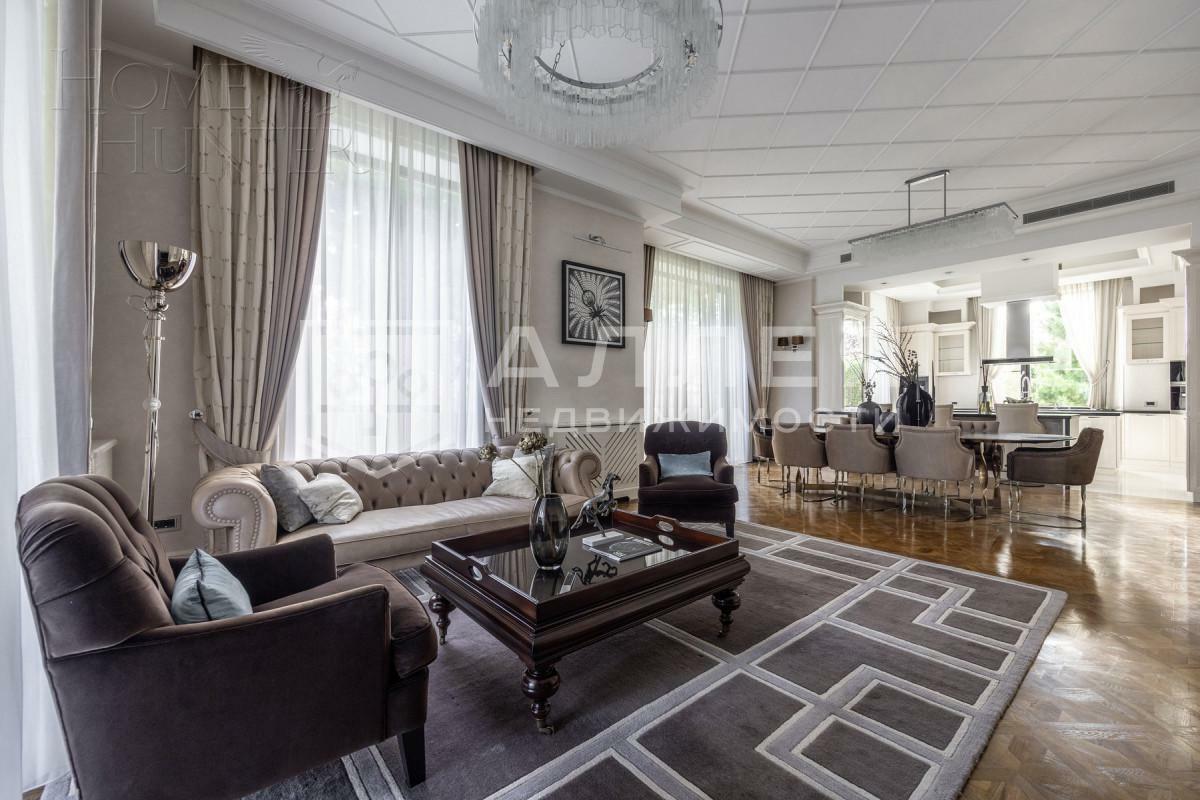 2-этажный коттедж 1 200 м² с отделкой