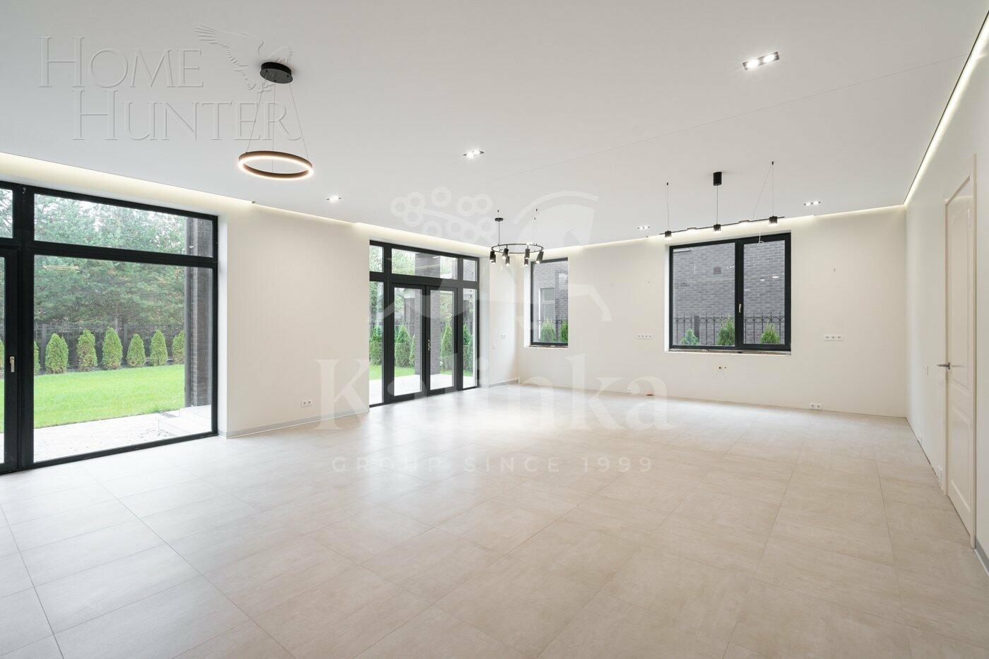 2-этажный коттедж 450 м² с отделкой