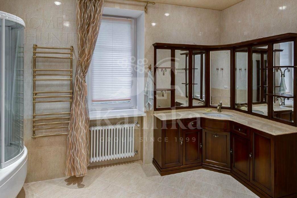 2-этажный коттедж 850 м² с отделкой