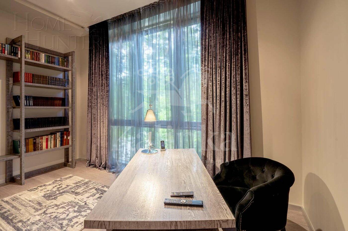 2-этажный коттедж 1 518 м² с отделкой