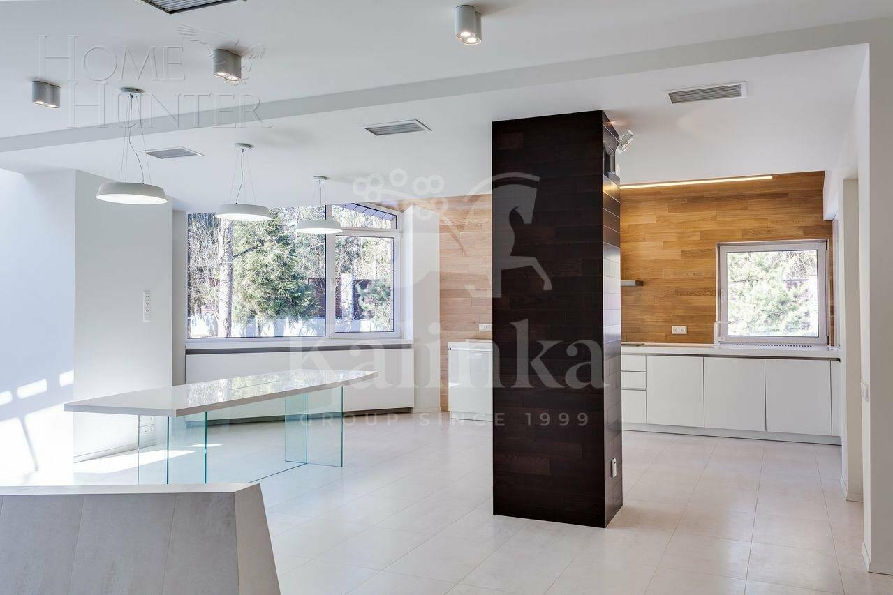 2-этажный коттедж 710 м² с отделкой