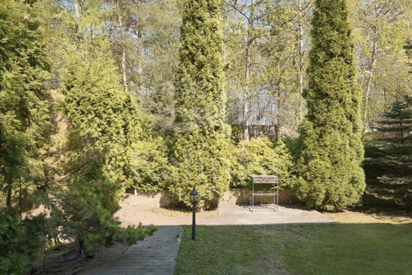 3-этажный таунхаус 250 м² с отделкой