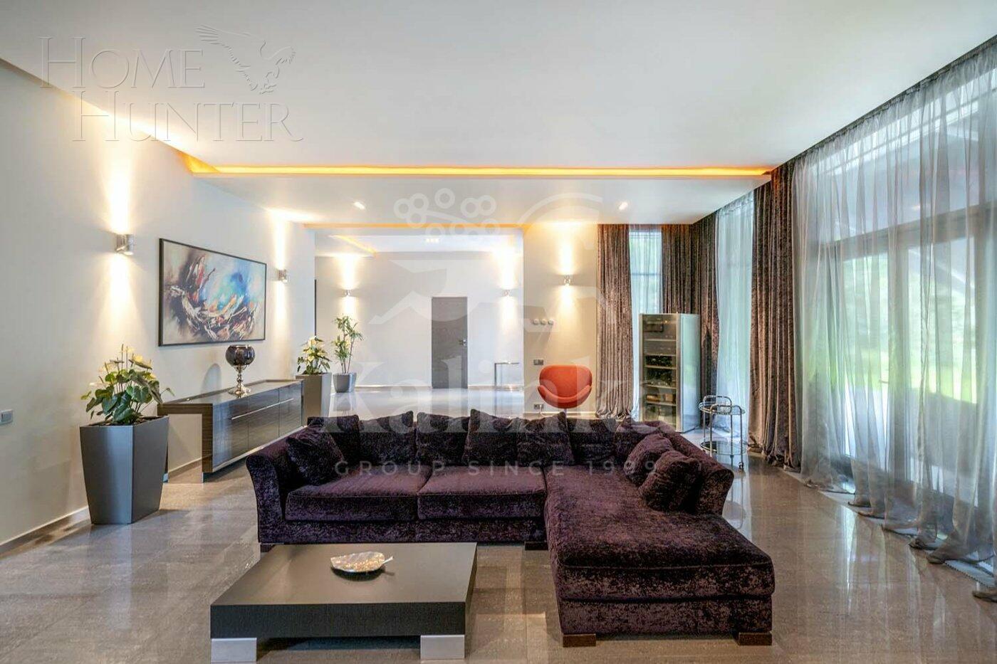 2-этажный коттедж 1 518 м² с отделкой